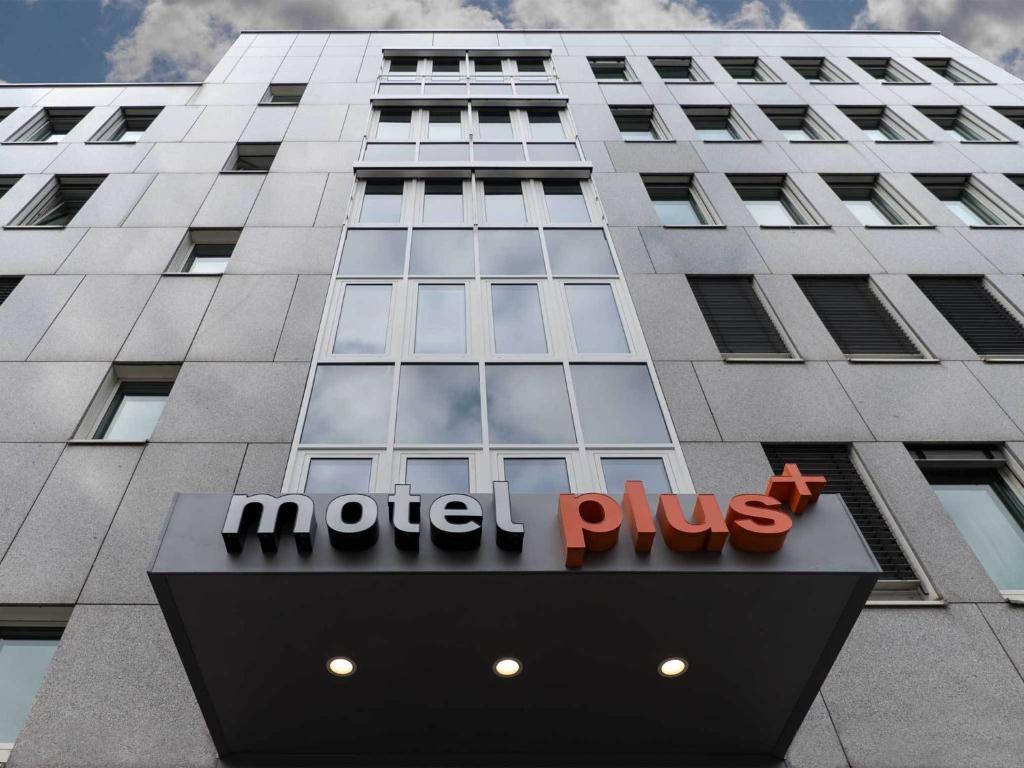 Motel Plus Berlin Exterior photo